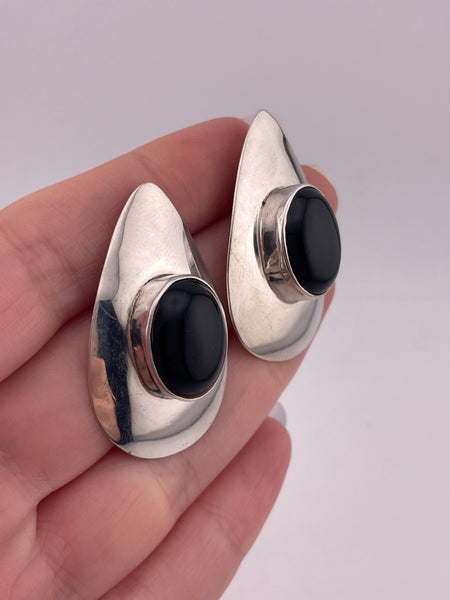 sterling silver Carol Felley onyx post earrings