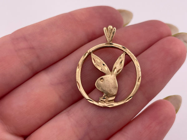 14k yellow gold bunny pendant