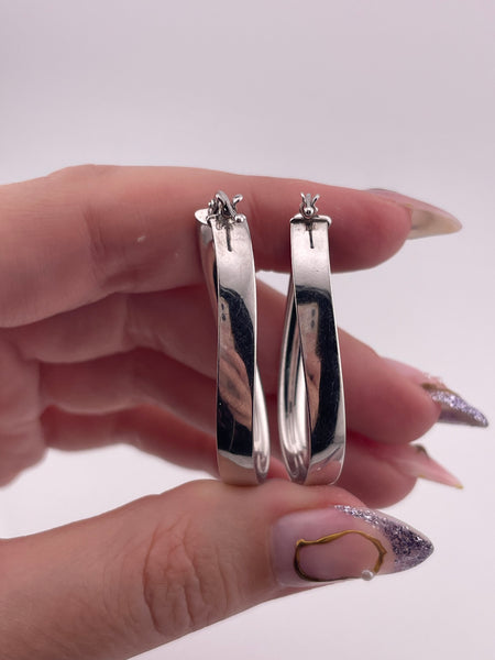 sterling silver 1-1/2" rhodium plated wavy oblong hoop earrings