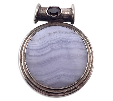 sterling silver lace agate faceted garnet pendant