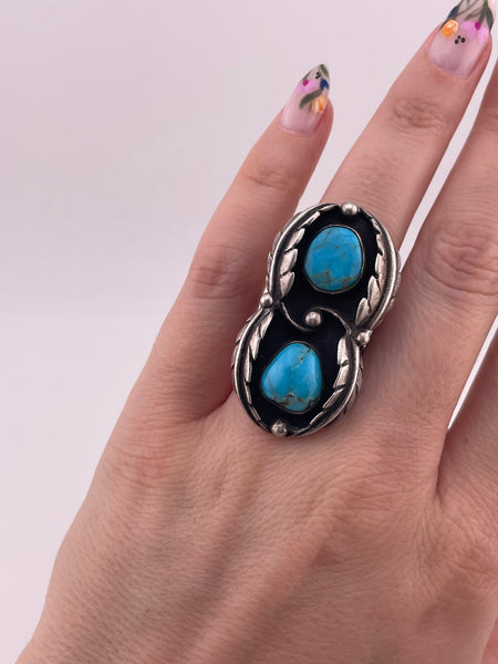 size 6 sterling silver two turquoise leaf ring