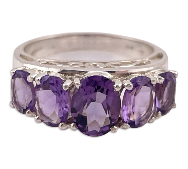 size 8.25 rhodium plated sterling silver five stone faceted amethyst row ring