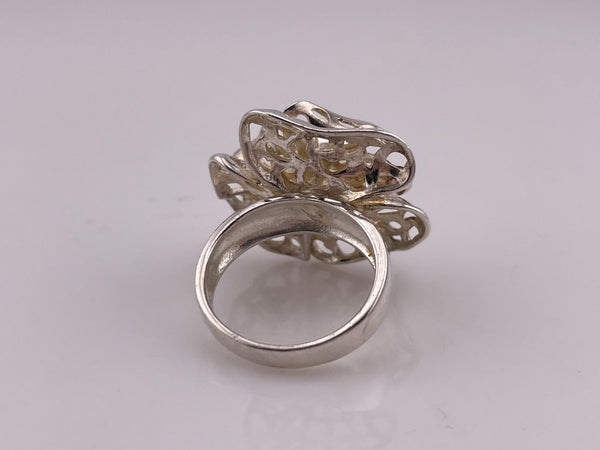 size 10 sterling silver flower ring
