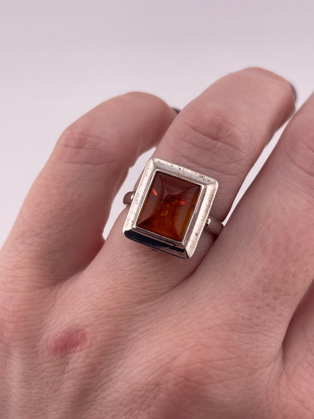 size 7.25 sterling silver rectangle shaped amber ring