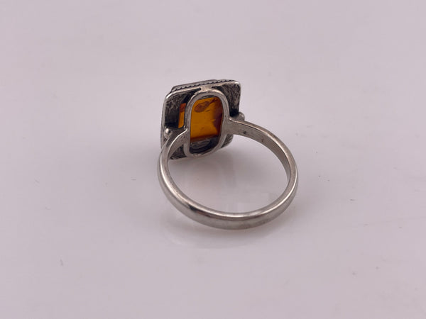 size 8.5 sterling silver rectangle shaped amber rope border ring ***AS IS***