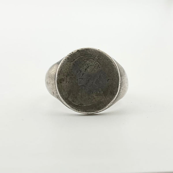 size 7.75 sterling silver coin side profile coin ring