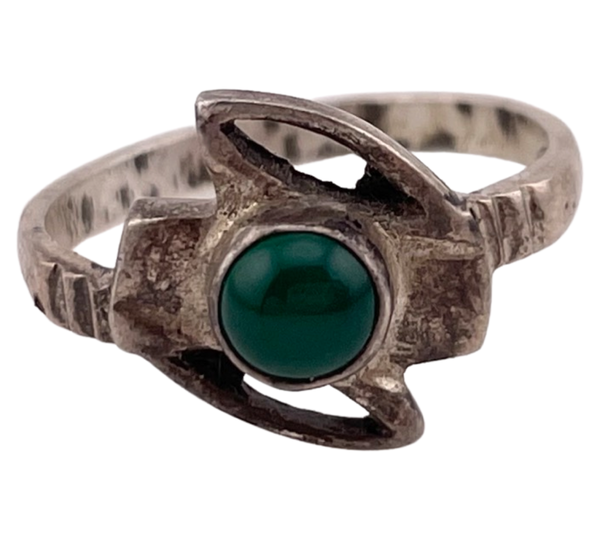 size 7.25 sterling silver chrysoprase ring