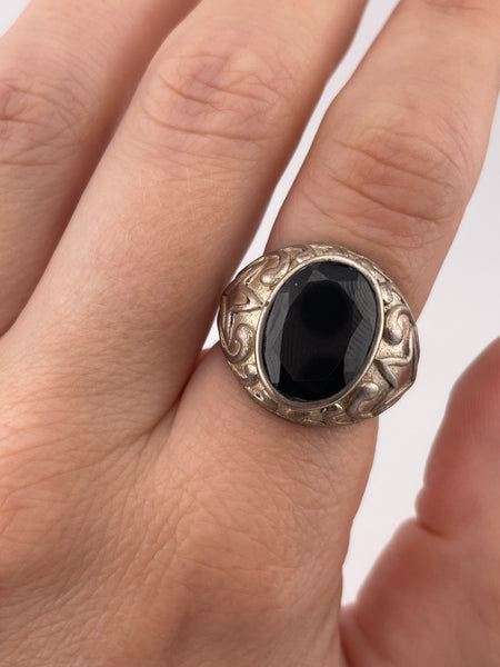size 7 sterling silver faceted dark stone ring