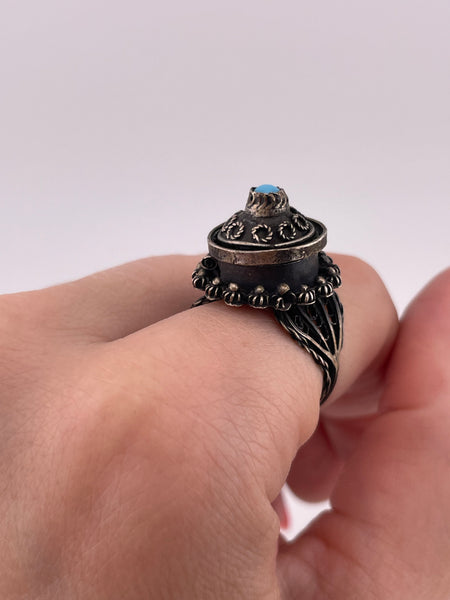 size 7 sterling silver filigree synthetic turquoise 'poison' locket compartment ring