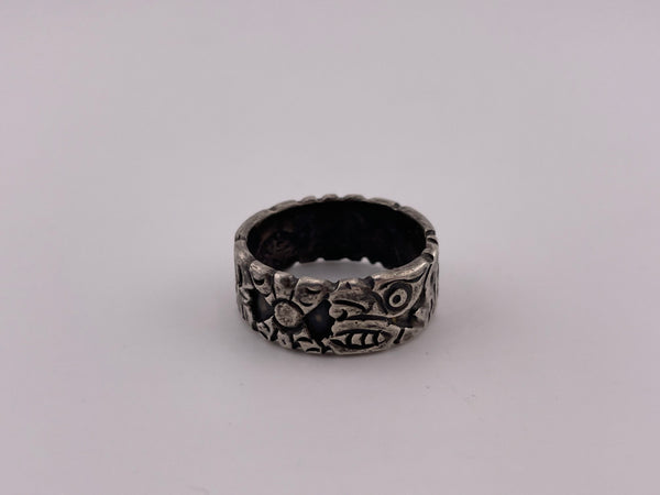 size 10 sterling silver creature band ring