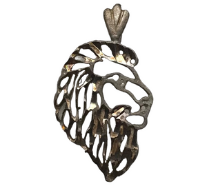sterling silver lion head cut-out design pendant
