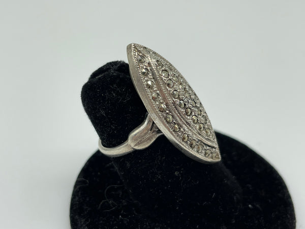size 5 sterling silver marquee shaped marcasite ring