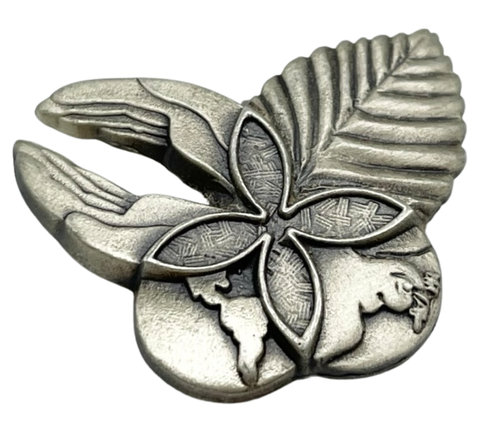 sterling silver earth hands leaf pendant / brooch