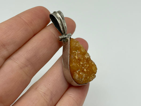 sterling silver raw sunstone(?) pendant **AS IS**