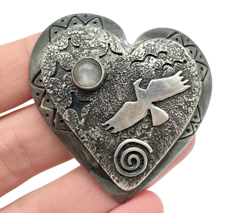 sterling silver artisan heart shaped bird gray cat's eye unique vintage pin brooch / pendant