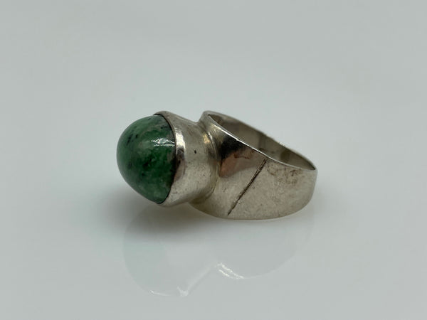 size 6.5 sterling silver artist signed aventurine(?) ring