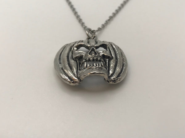 NOS G&S 1980s evil pumpkin novelty pendant necklace